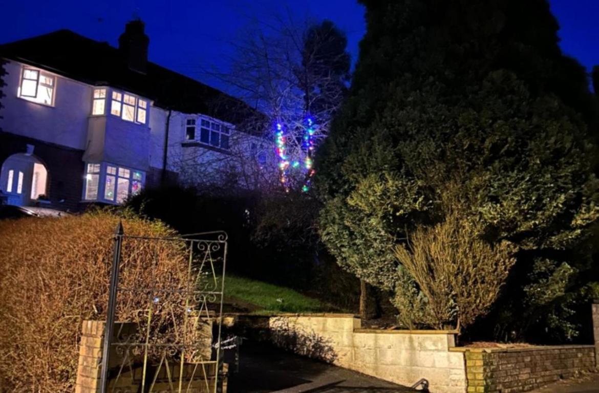 شقة Redditch Rest Near Town Centre & Transport Links المظهر الخارجي الصورة