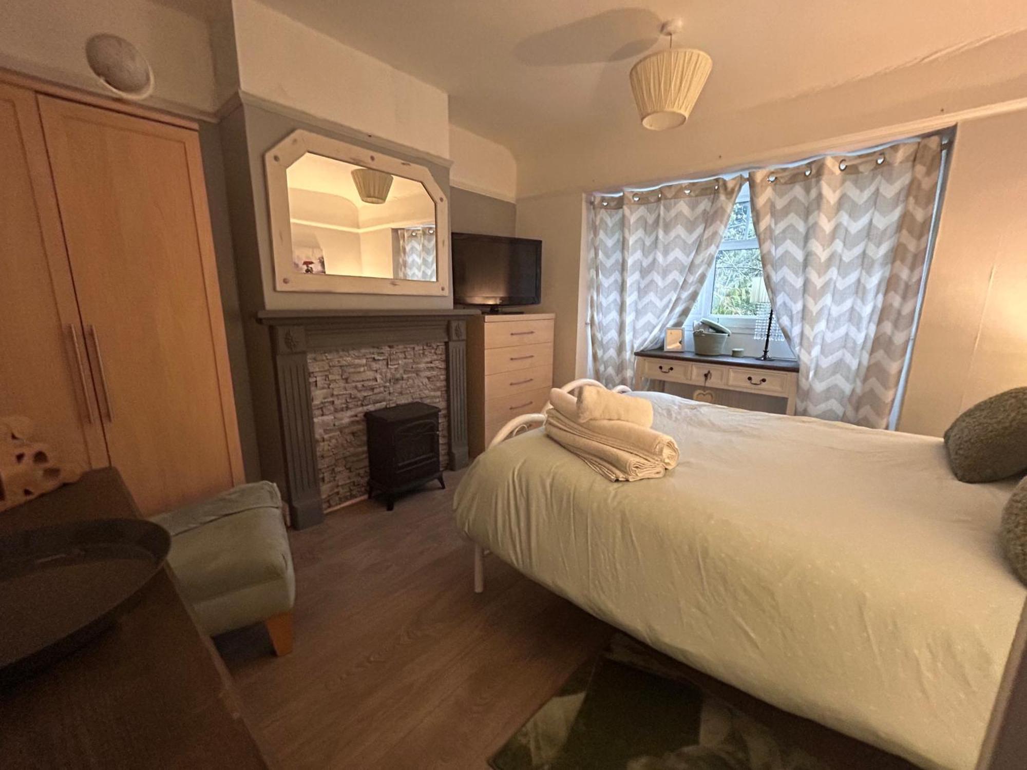 شقة Redditch Rest Near Town Centre & Transport Links المظهر الخارجي الصورة