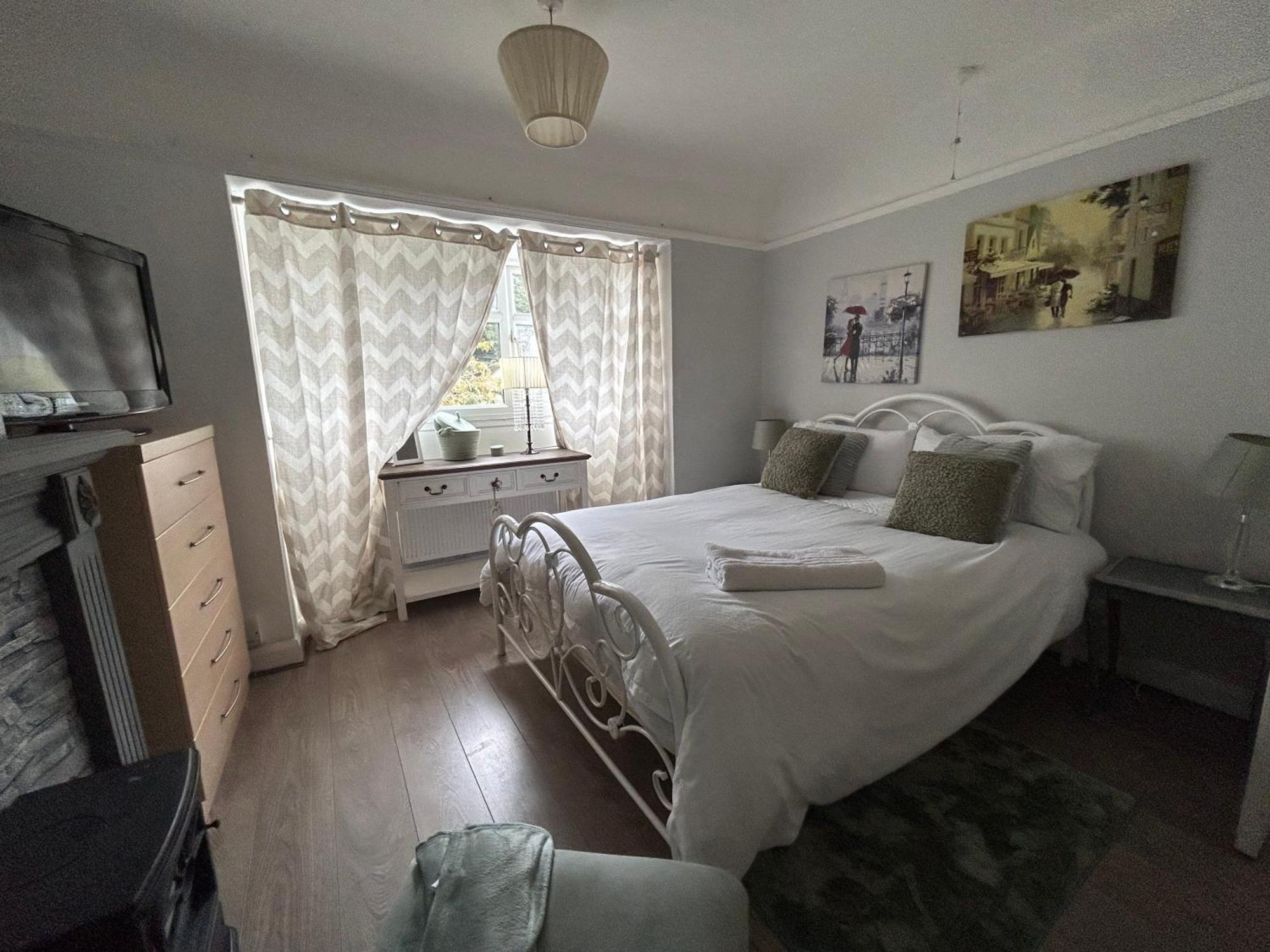 شقة Redditch Rest Near Town Centre & Transport Links المظهر الخارجي الصورة