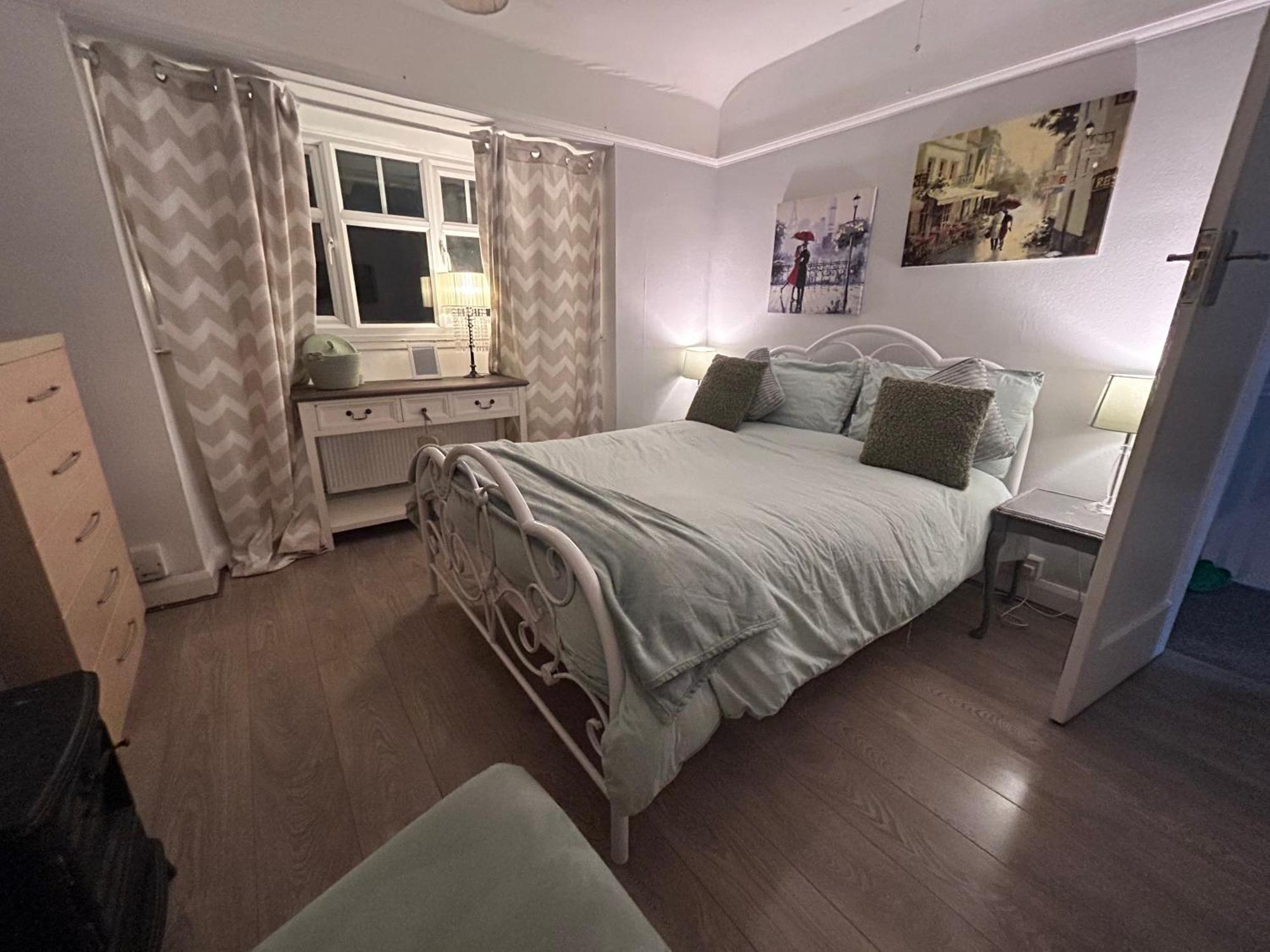 شقة Redditch Rest Near Town Centre & Transport Links المظهر الخارجي الصورة