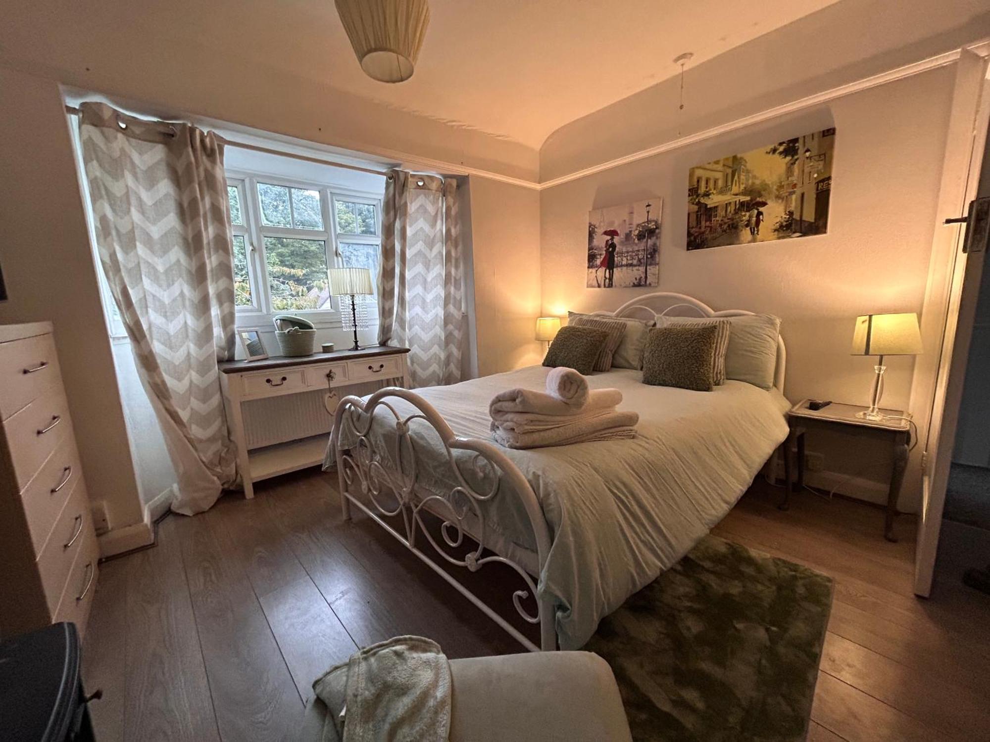 شقة Redditch Rest Near Town Centre & Transport Links المظهر الخارجي الصورة