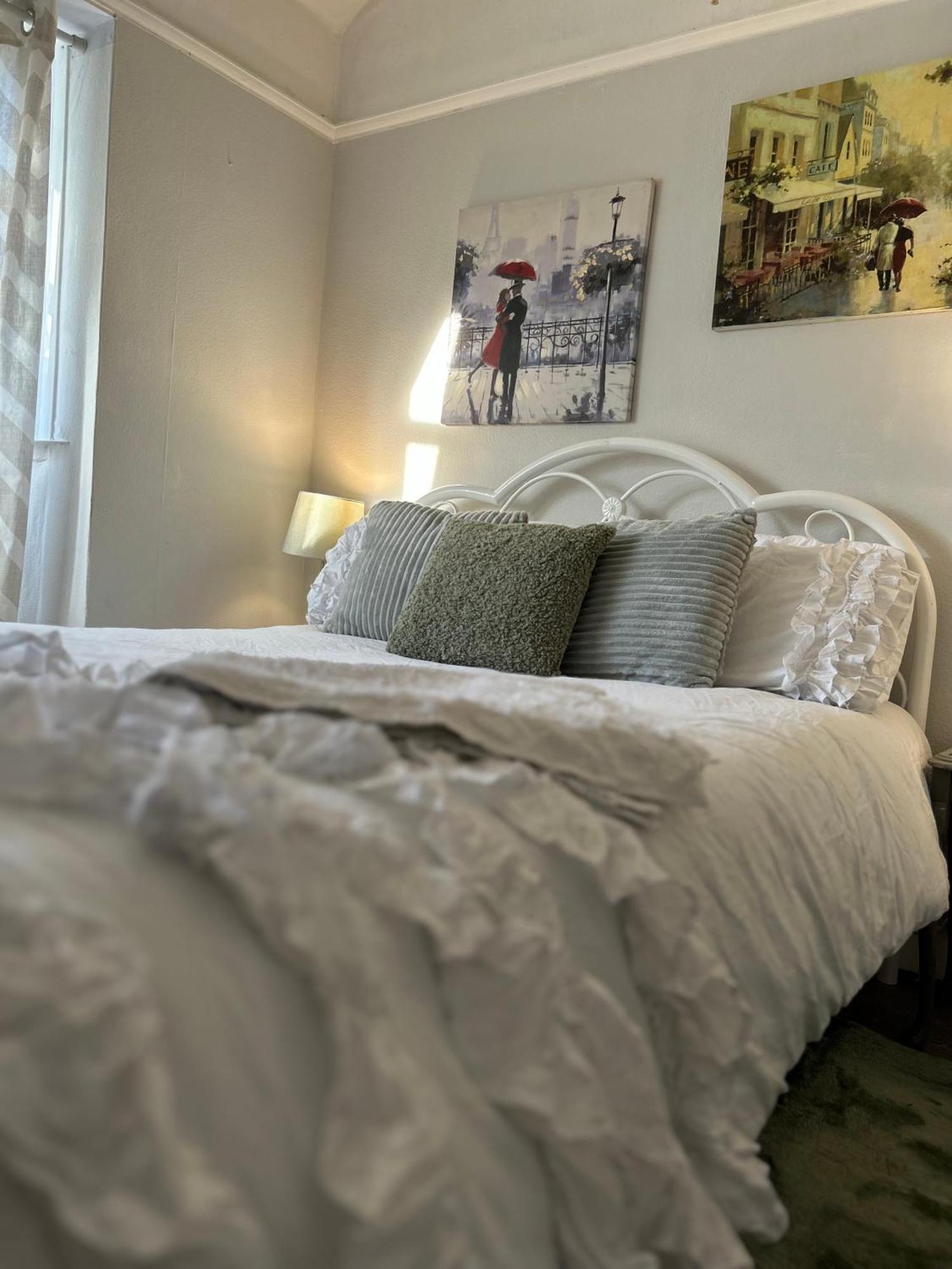 شقة Redditch Rest Near Town Centre & Transport Links المظهر الخارجي الصورة