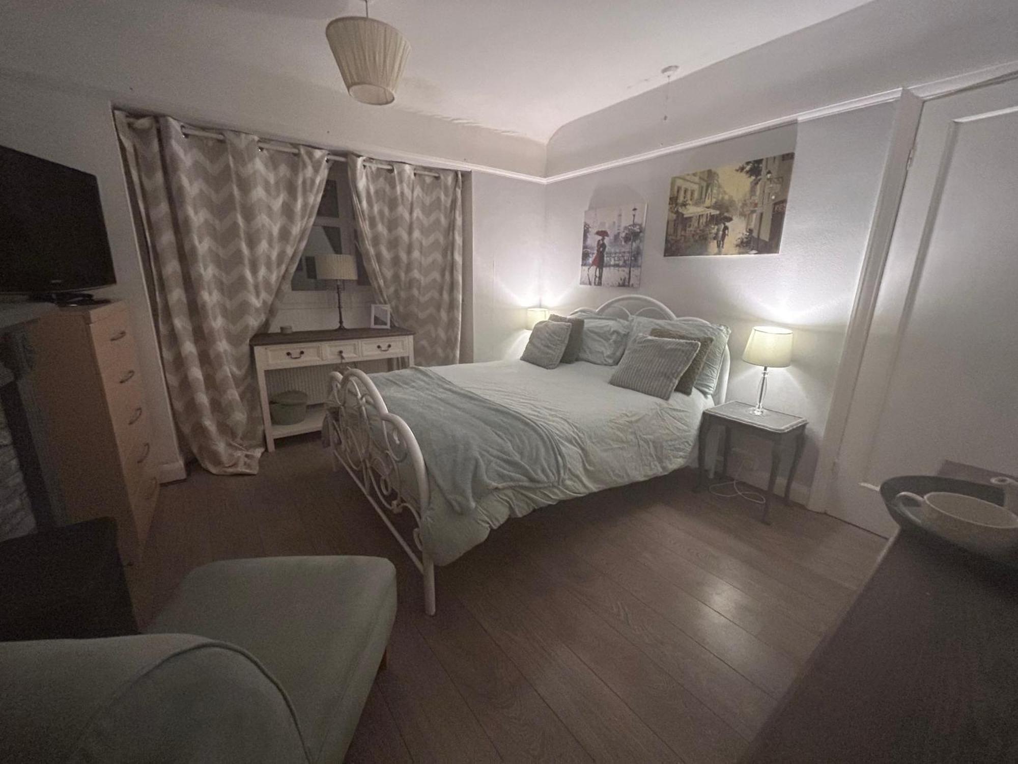 شقة Redditch Rest Near Town Centre & Transport Links المظهر الخارجي الصورة